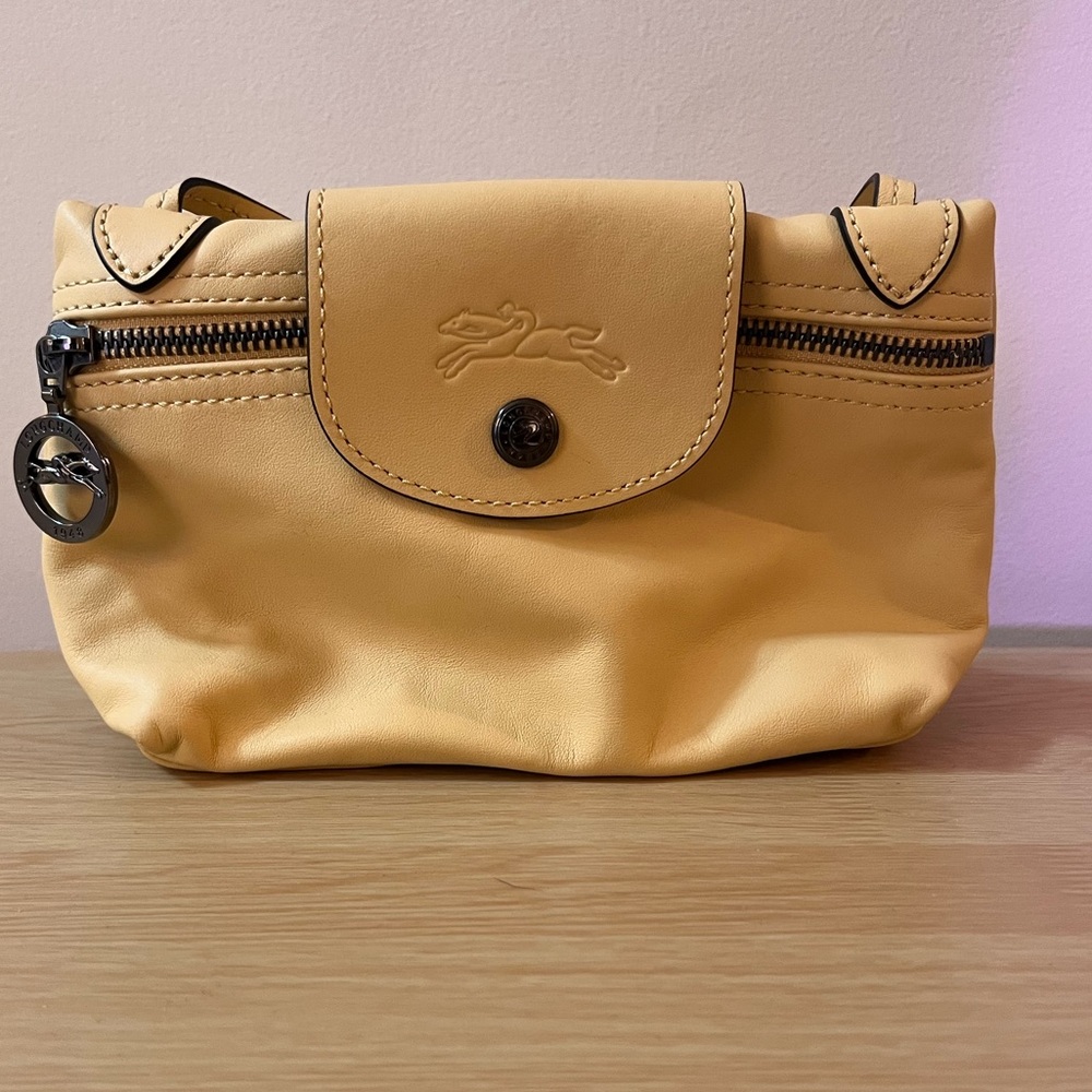 LONGCHAMP is ready for spring